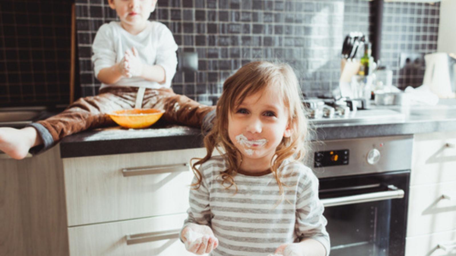 The WFH Trap: Desperate Husband Considers Divorce After Wife Secretly Leaves Him With the Kids During Core Work Hours Kids making a mess