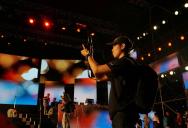 Stage Technician Stops Arguing With Performers and Lets Them Learn From Their Own Mistakes
