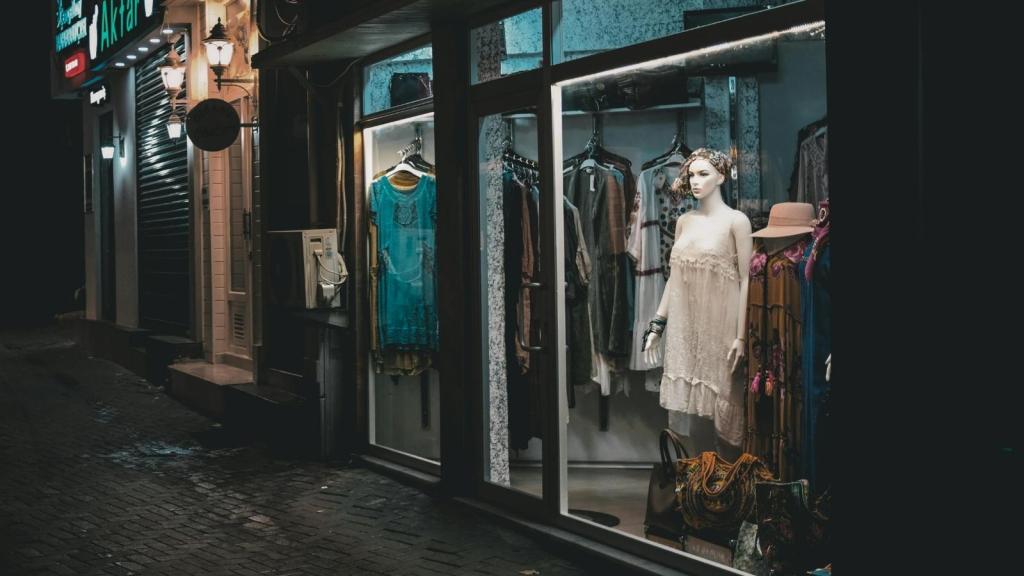 Display in the main window of a clothing store