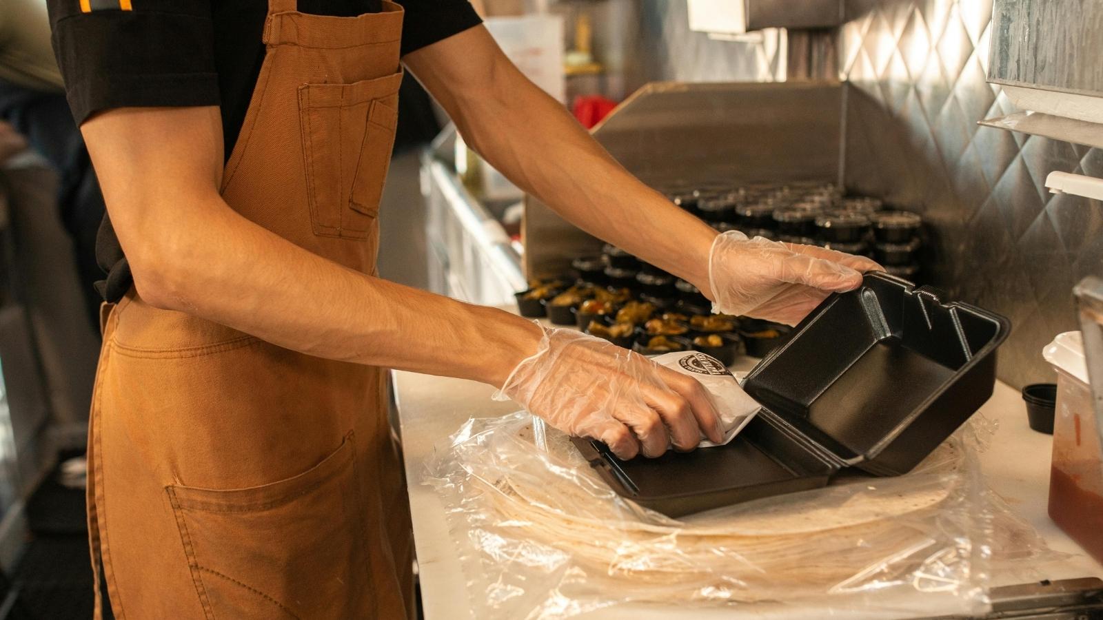 High School Student Gives Notice About School Hours, but Manager Still Schedules Shifts During Class High school student working at Chipotle