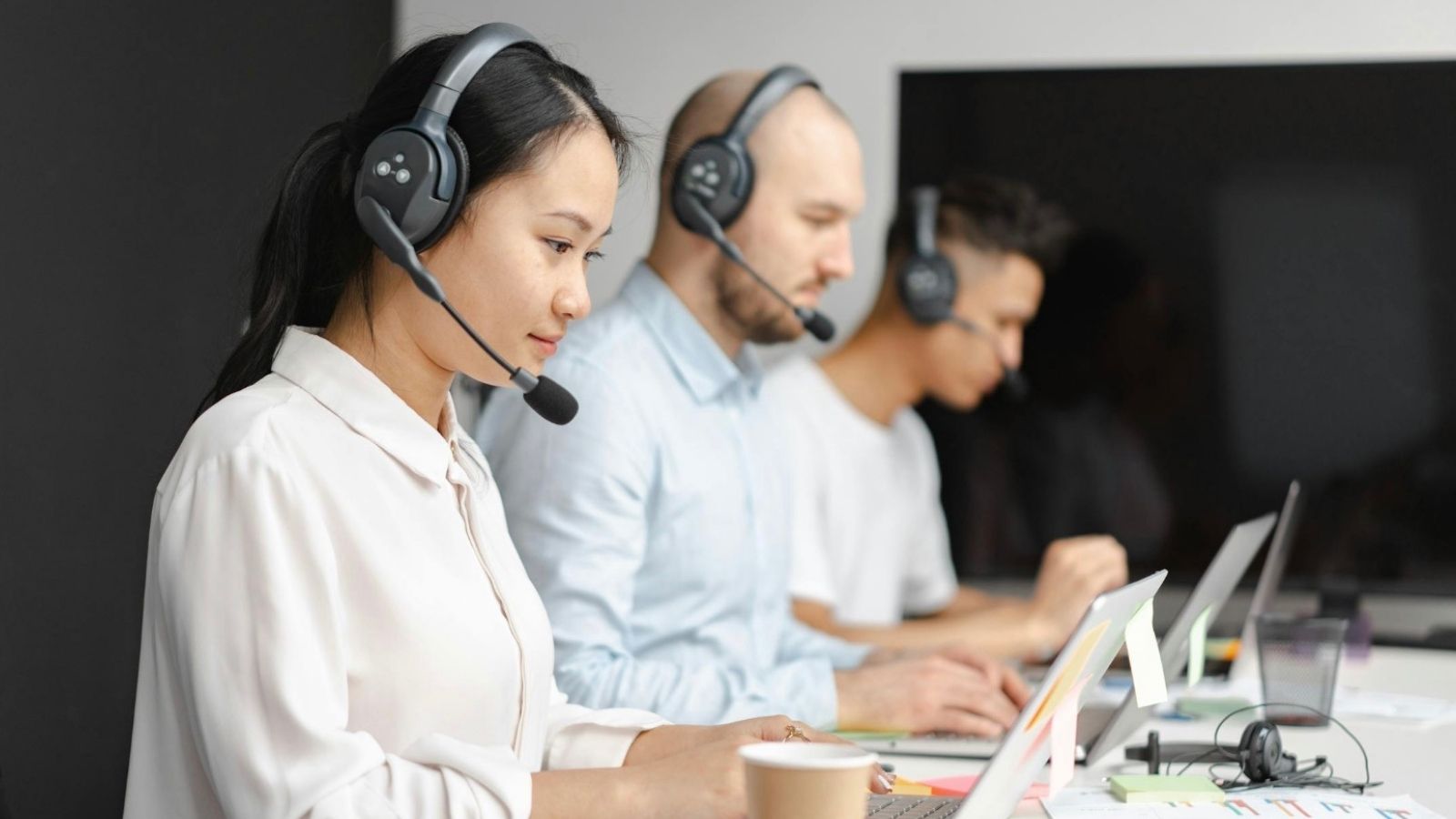 call center employees