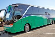 The Gridlock Trap: Why a Charter Bus Driver’s Outrageous Road Blockade at a Youth Sports Loop Sparked a Corporate War