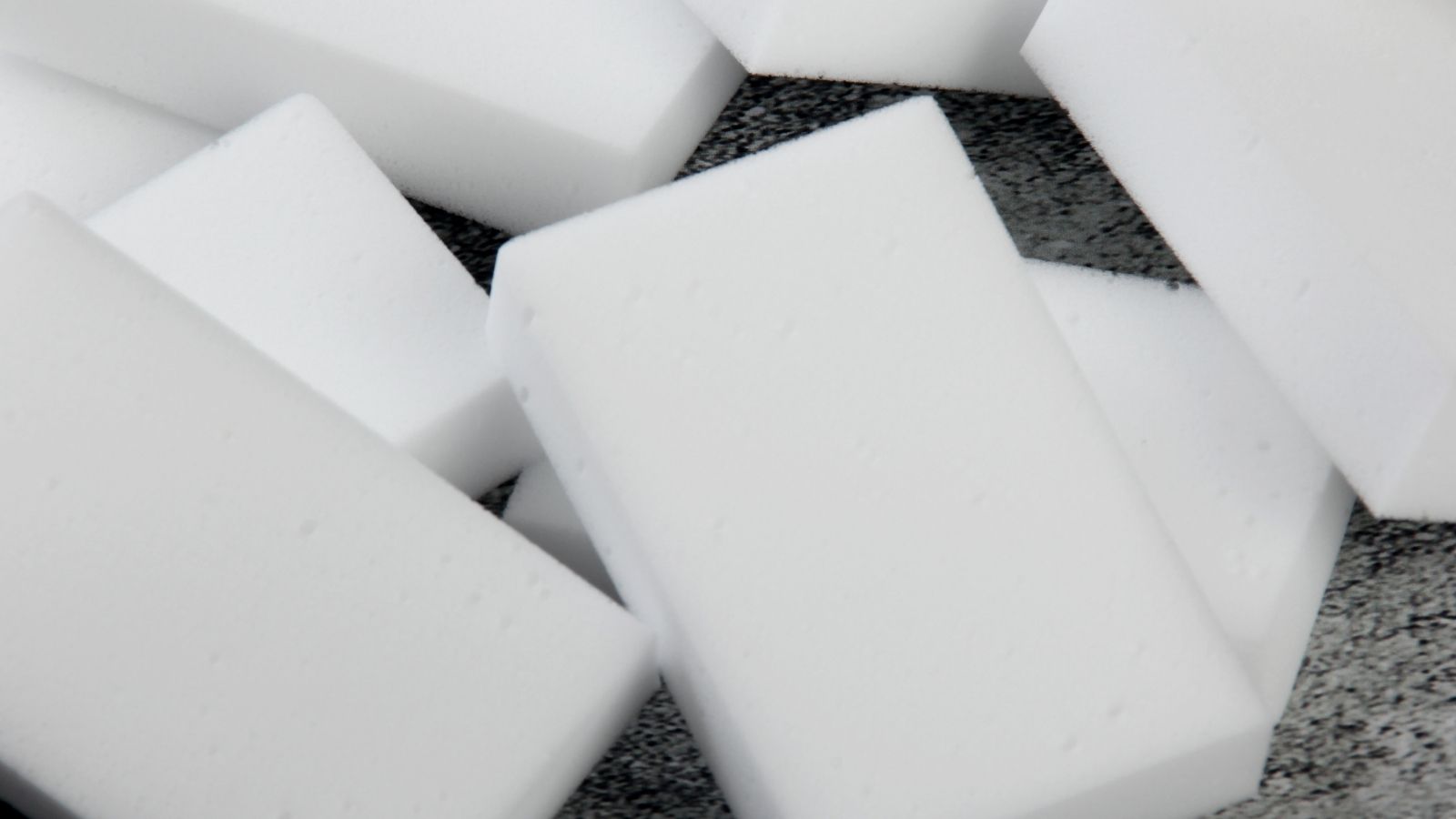 The Cleaning Crew Showdown: Arrogant Client Oversteps Boundaries, Forcing a Massive Executive Clashes Over Exploited Labor white magic eraser sponges