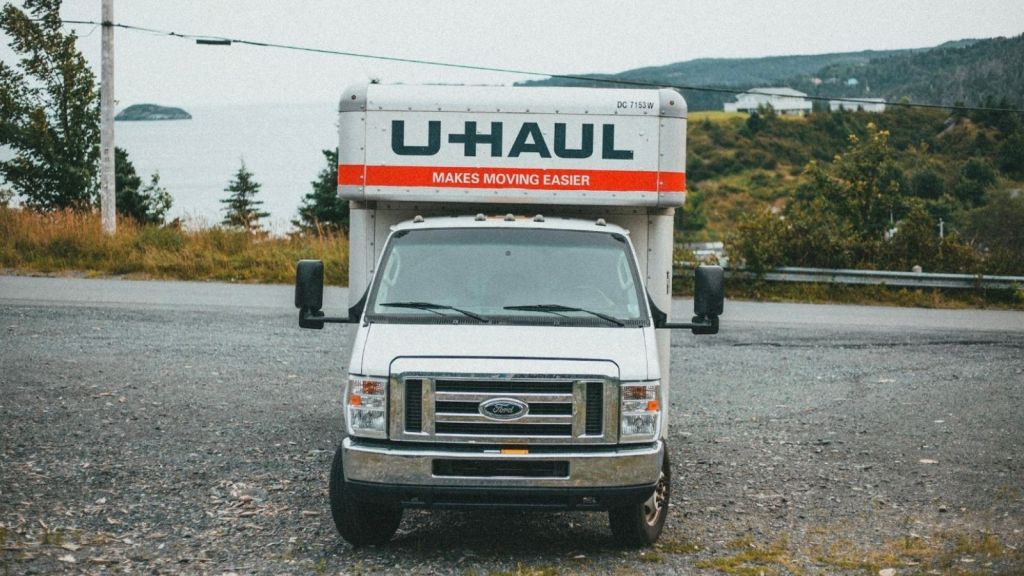 Uhaul moving truck