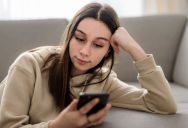 Teenager Donates Money to a TikTok Creator, but Their Mom Calls It a Scam and Gets Furious