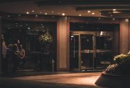 Hotel Employee Helps Uber Eats Driver Track Down Guest, Only to Discover They Weren’t Staying There