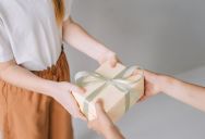 Cash-Strapped Woman Gives Friend a Deeply Thoughtful Birthday Gift—Only to Be Blasted for Ignoring a Wishlist