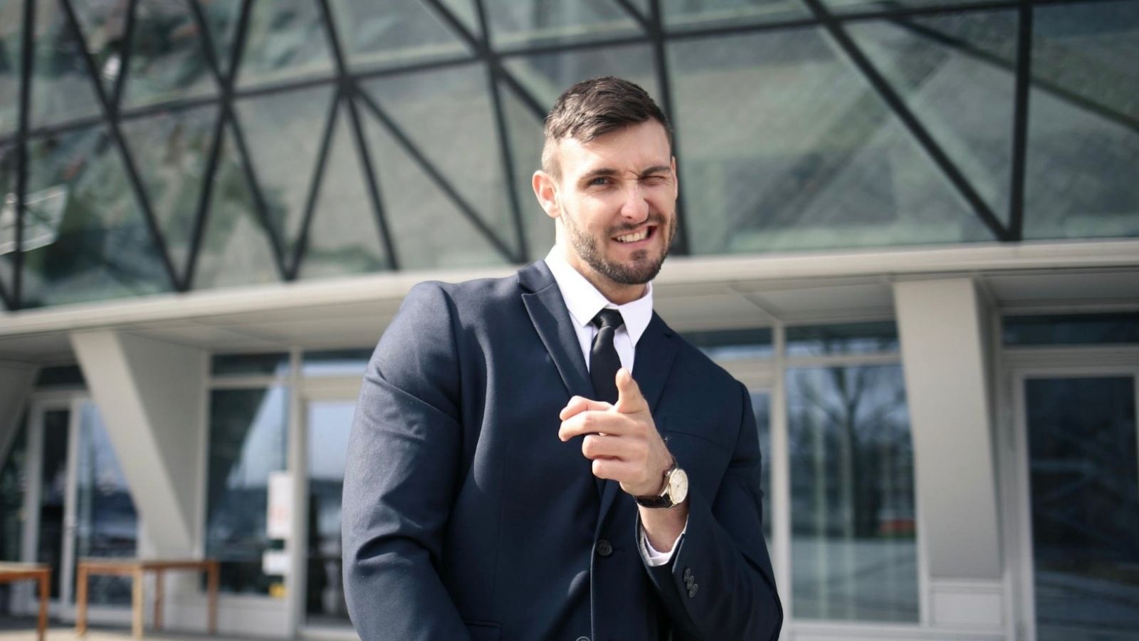 The Long Term Audit: Why a Bully’s Early Campaign to Fire a Veteran Ended up Costing Him His Own Career annoying guy in a suit