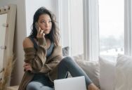 A Father Is Pressuring His Single Daughter to Have Kids, But Her Response About Modern Dating Is Spot On