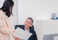 Employee Has to Work on a Holiday, but When HR Claims You Can’t Get Paid Overtime, the Boss Has a Suggestion