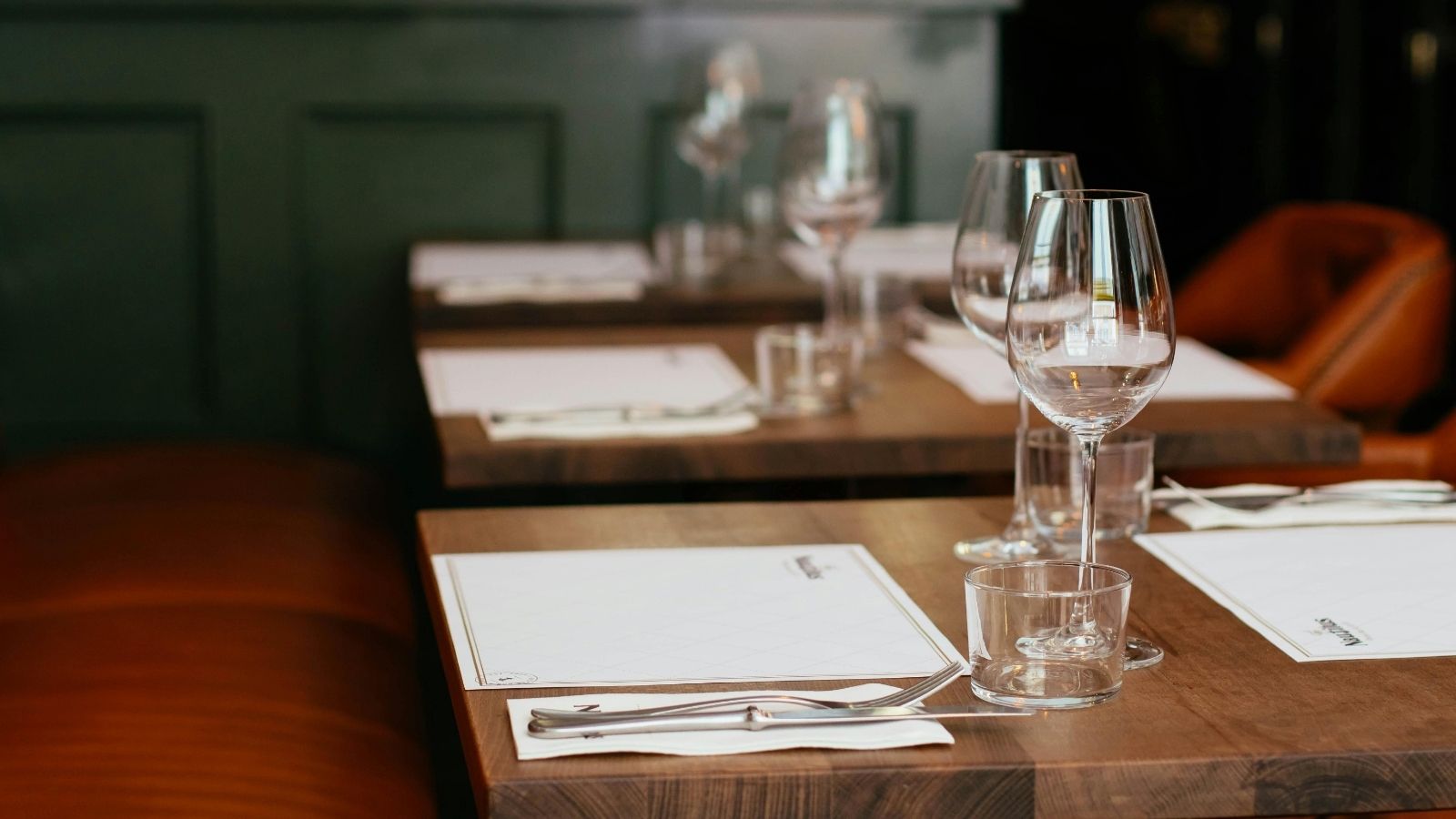Restaurant Worker Deals With Extremely Indecisive Customer Who Repeatedly Places and Cancels Orders Table setting in upscale restaurant