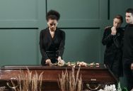 “I Banned My Own Mother from My Aunt’s Funeral”: The Decision That Broke My Family