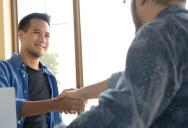 Red Crayon and a Dream: Why This ‘Unprofessional’ Job Application Actually Landed the Interview