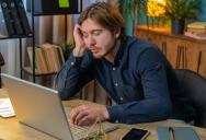 The “Zero-Task” Salary: Why One Remote Employee is Living a Corporate Dream That’s Actually a Psychological Nightmare