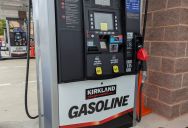 The “Empty Tank” Trick: Why One Man’s Attempt to Con a Stranger at the Pump Backfired in the Most Embarrassing Way