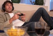 The “Invisible” Partner: Why One Woman’s Desperate Plea to Her Gamer Boyfriend is Resonating With Wives Everywhere