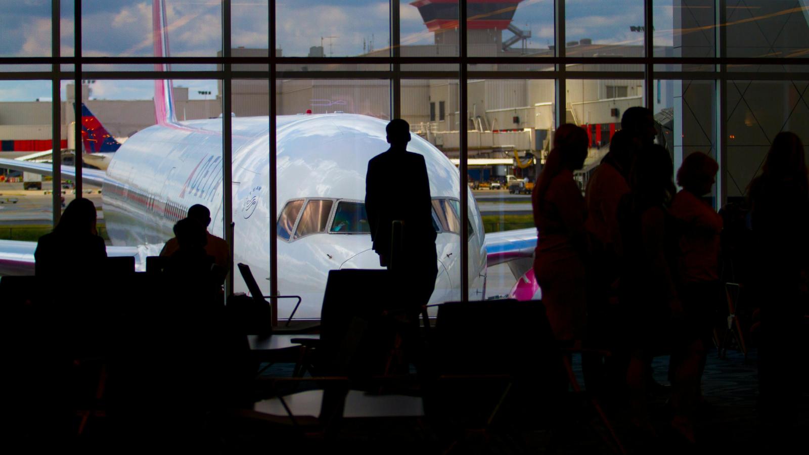 Worker Criticized for Spending Extra $50 on Flight, so They Booked a Miserable Layover Instead layover at an airport
