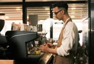 Coffee Shop Employee Discovers Boss Is Keeping Credit Card Tips, Leaving Staff Afraid to Speak Up