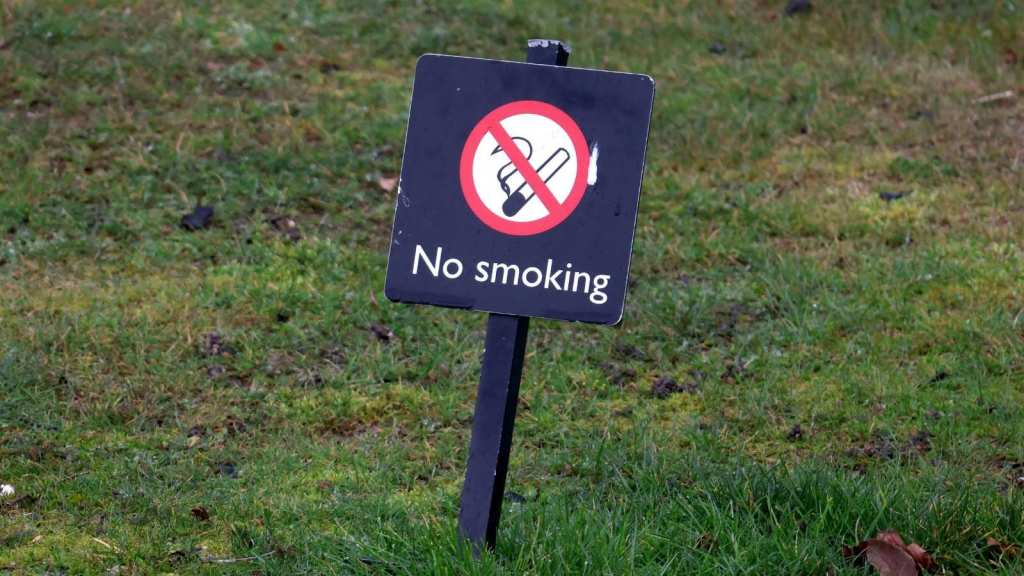 no smoking sign