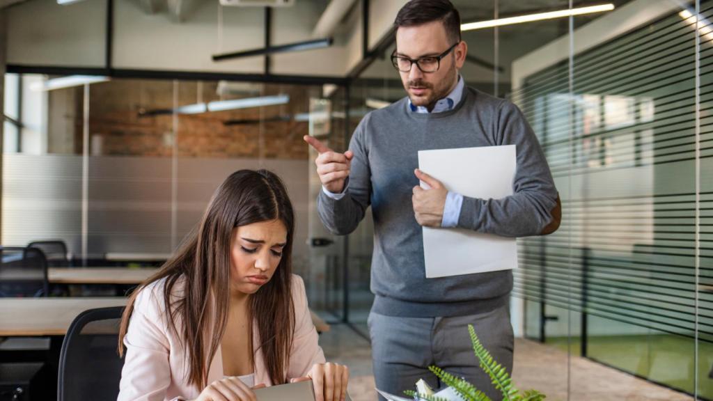 boss talking to employee