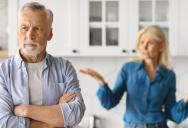 A Wife Ignored Her Husband’s Dinner Texts for Hours—Then Launched a Massive Argument When He Came Home Empty-Handed