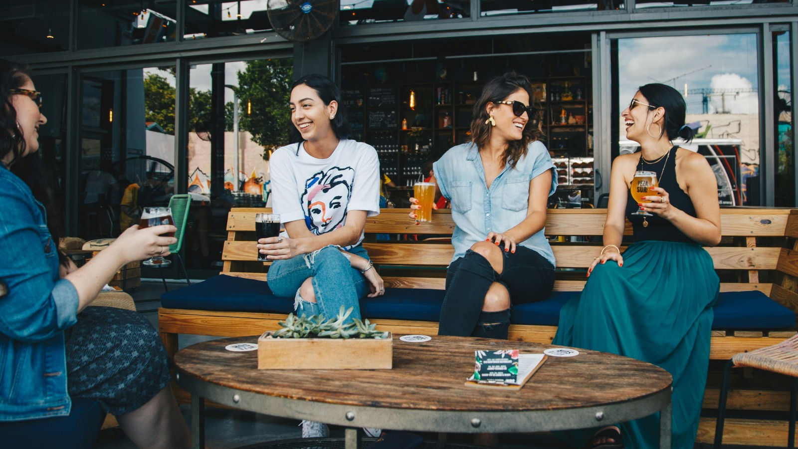 She Went All Out for Her Best Friend’s Birthday, but a Mutual Friend Swooped In and Took All the Credit pexels elevate 1267694 She Went All Out for Her Best Friend’s Birthday, but a Mutual Friend Swooped In and Took All the Credit