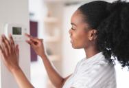 Roommate’s Constant Air Conditioning Habits Leave Woman Struggling in Freezing Apartment