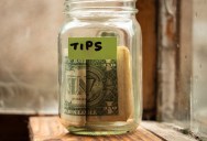 The “Customer Intent” Conflict: Why One Woman’s $10 Tip for a Helpful Cashier Ended Up in the Boss’s Pocket