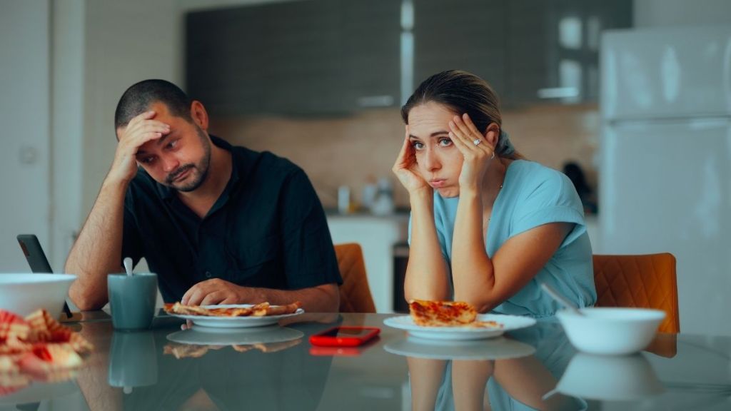 uncomfortable couple