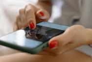‘Please Take It Down’: The Heartbreaking Conflict Between a Woman’s Insecurity and Her Friend’s ‘Brand