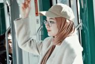 Woman Feels Awkward After Refusing Teen’s Repeated Requests for Her Hat on Subway