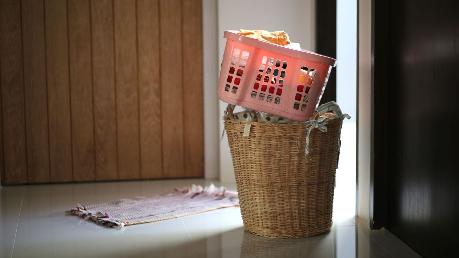 Her Roommates Hygiene Habits Were Already Bad Enough — Then She Found Out What She Was Saying Behind Her Back An overflowing laundry basket