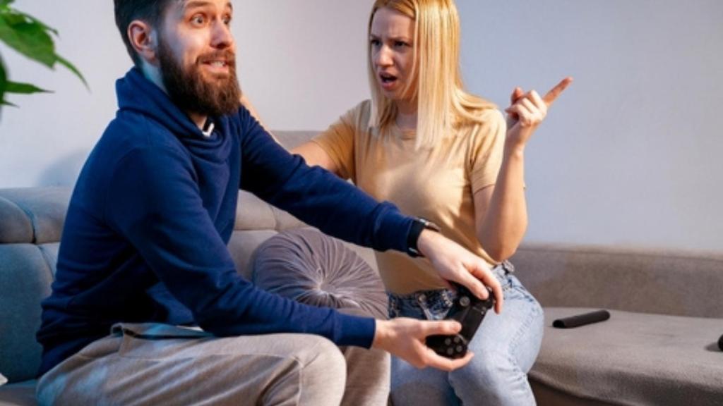 Lazy husband, angry wife.