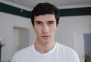 His Friend Showed Up Two Hours Late in Jeans to His Own Dress Code Party — Now He’s Refusing to Attend the Next One and His Friend Group Is Split