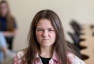 Parents Accuse Teenager of Being ‘Cold’ for Refusing Hugs From Her Dad and Sister