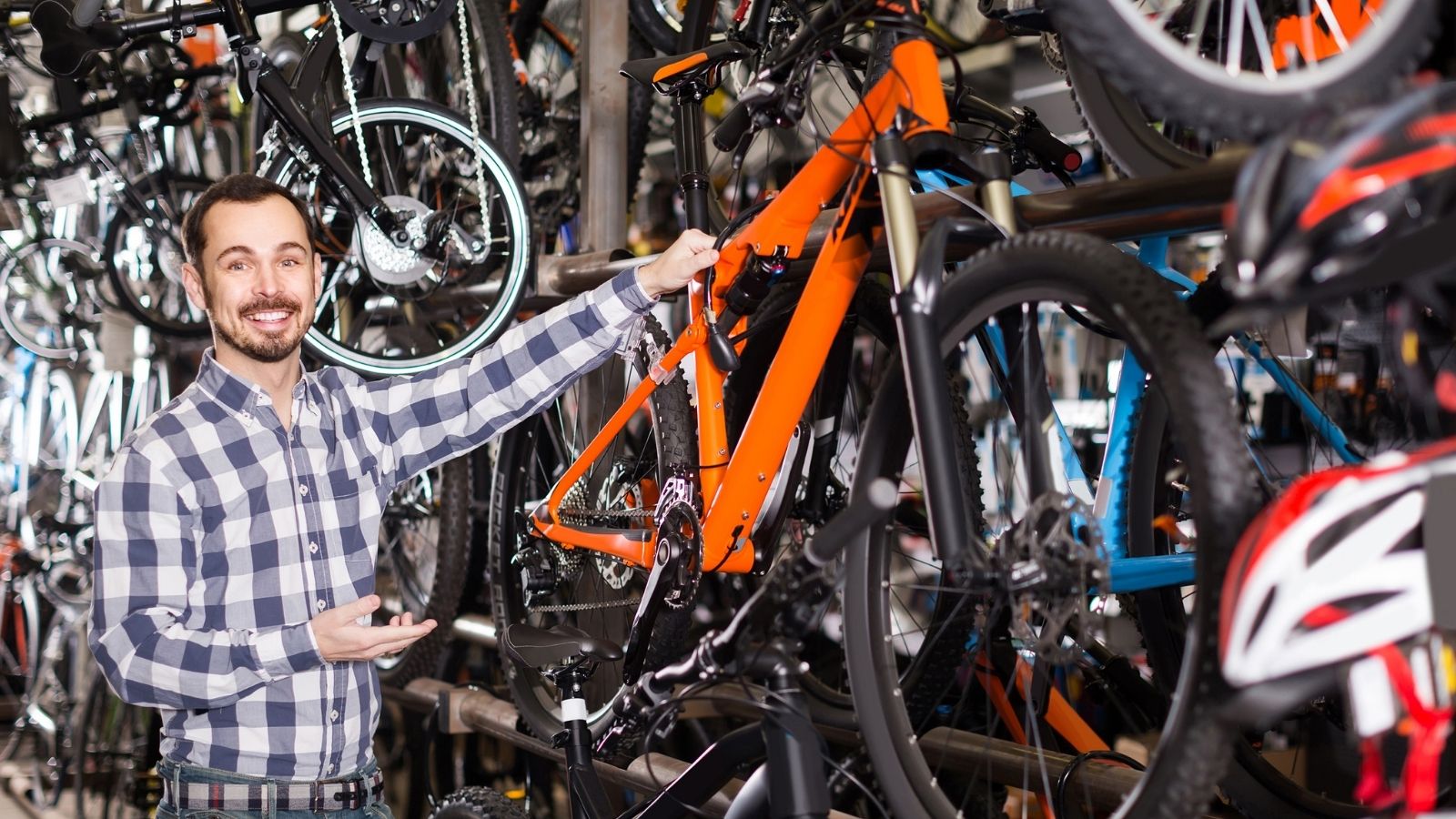 Customer Blew Up at a Store Over Store Credit After Trying to Return an Item That Didnt Fit man working in a store that sells bikes