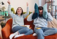 Non-Stop Noise and Toxic Odors: Exhausted Tenant Reaches Breaking Point as Landlord Refuses to Clean Up Neighbor’s Disgusting Behavior