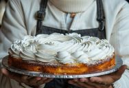 Employee Served A Table For A Large Group Celebrating A Birthday, But He Quickly Realized They Were Planning To Dine And Dash