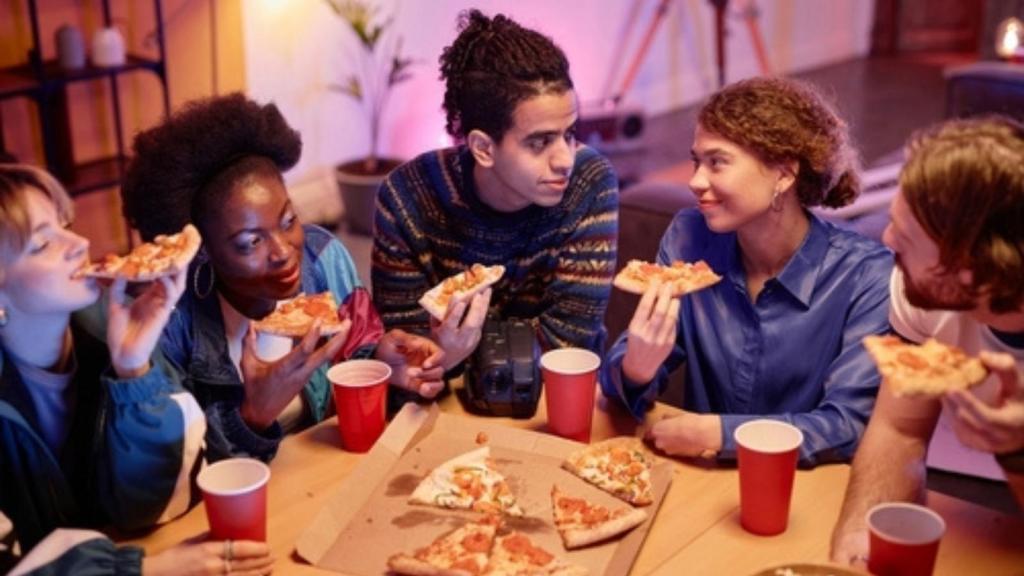 Kids eating