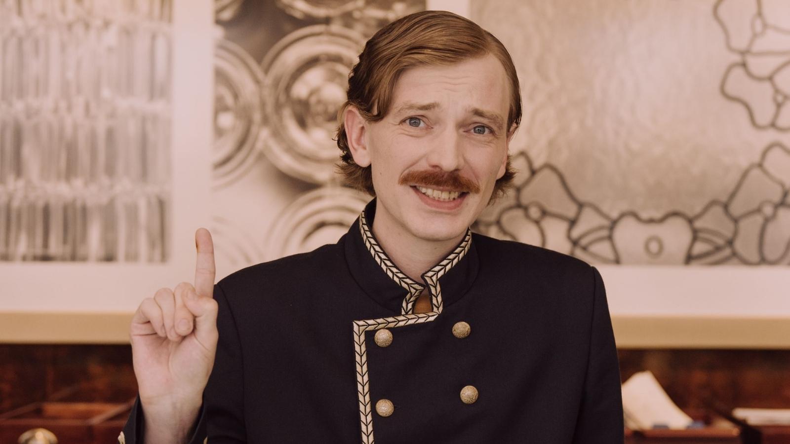 hotel front desk employee