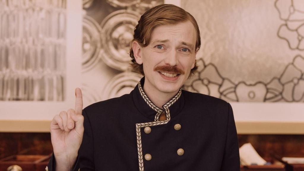 hotel front desk employee