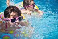 She Refused to Leave a Pool Full of Kids Unsupervised—Leading Her Husband to Label Her “Stuck-Up.”