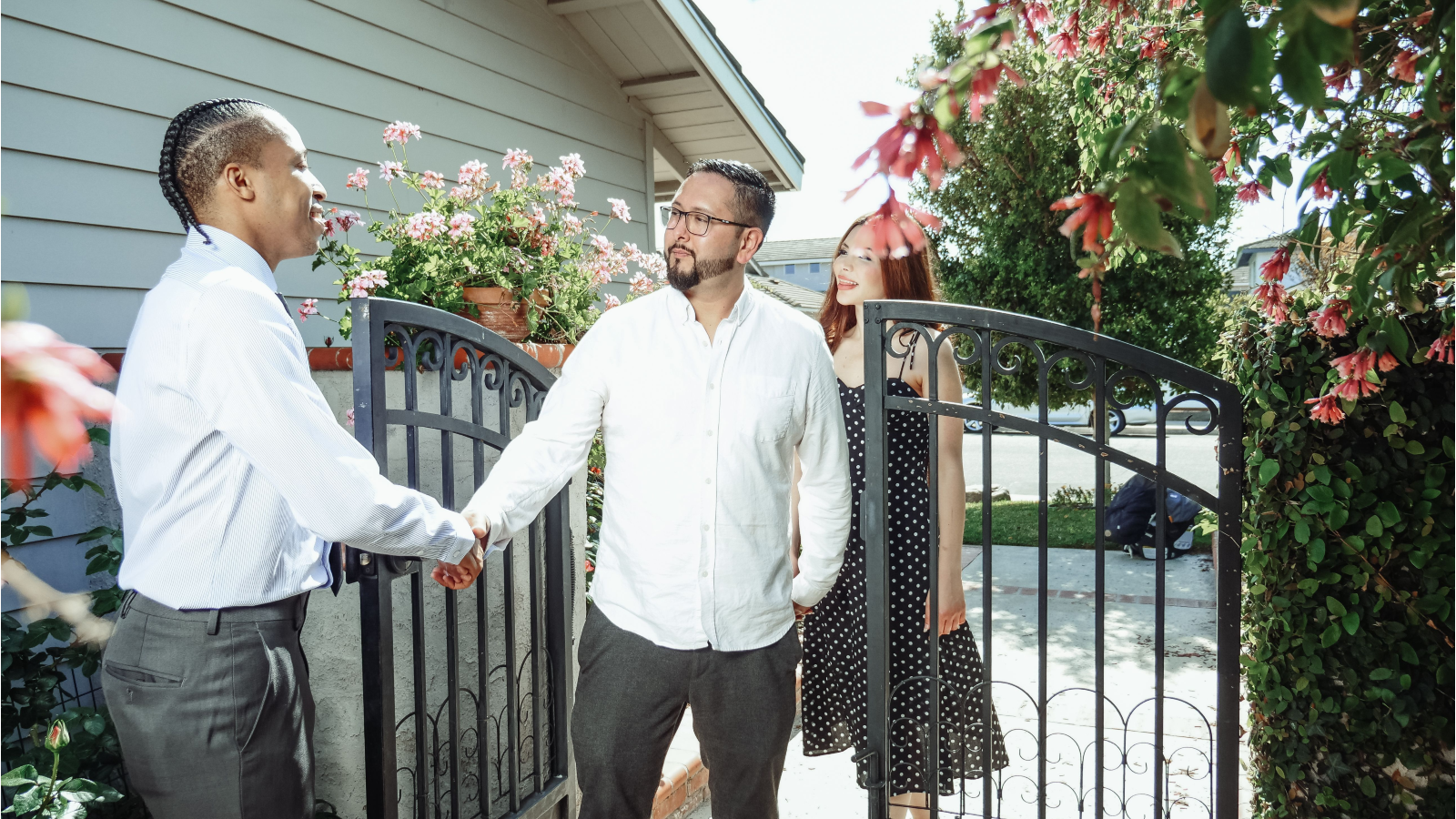 We Had a Deal!: Homeowners Left Furious After Trusting Their Neighbors on a Joint Landscaping Project—Only to Get Left With the Bill pexels kindelmedia 75789141 We Had a Deal!: Homeowners Left Furious After Trusting Their Neighbors on a Joint Landscaping Project—Only to Get Left With the Bill