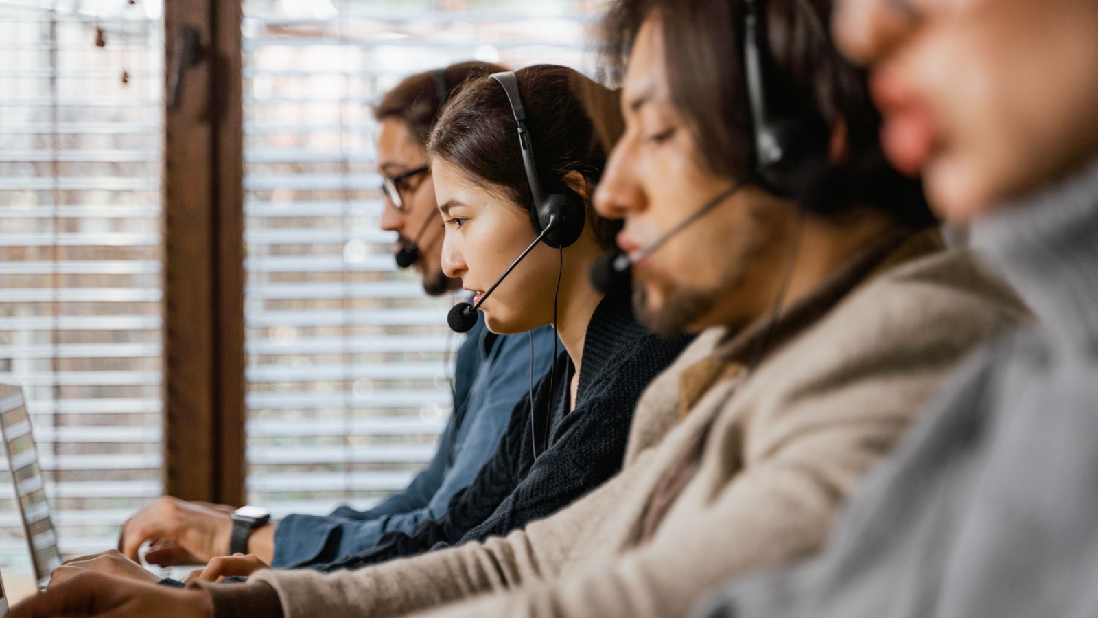 Customer Tried to Make Her Problem the Reps Fault — He Wasnt Having It and Made That Very Clear customer service representatives in a call center
