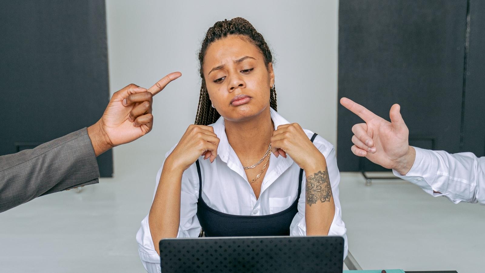 The Ultimate Workload Trap: How a Managers Unreasonable Demands Pushed a Dedicated Staffer to Her Absolute Breaking Point stressed employee with fingers pointing at her