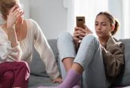 ‘What Is Wrong With You?’: Family Shames Woman for Wearing Sentimental Outfit to Honor Late Dad