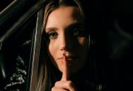She Watched Her Best Friend Steal Cash From Another Member of Their Circle. The Shocking Choice Splitting a Friendship Apart.