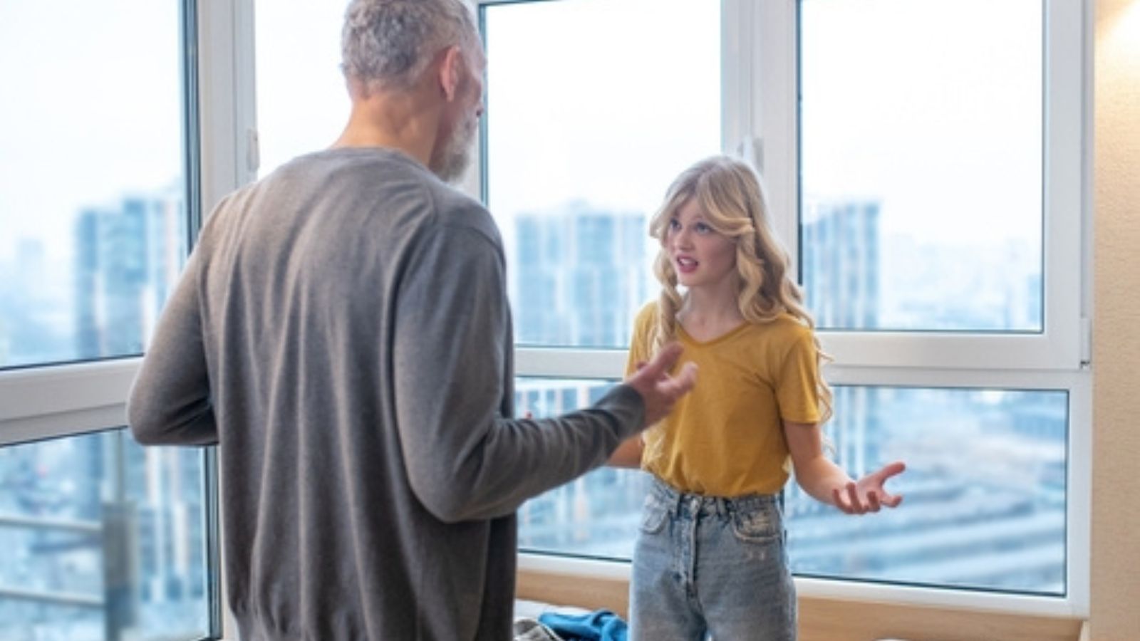 His Daughter Went Quiet on Father’s Day, and One Comparison Made the Situation Even More Tense Father and daughter arguing
