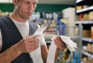 Cashier Gets Frustrated After Customer Repeatedly Interrupts Her Attempts to Help