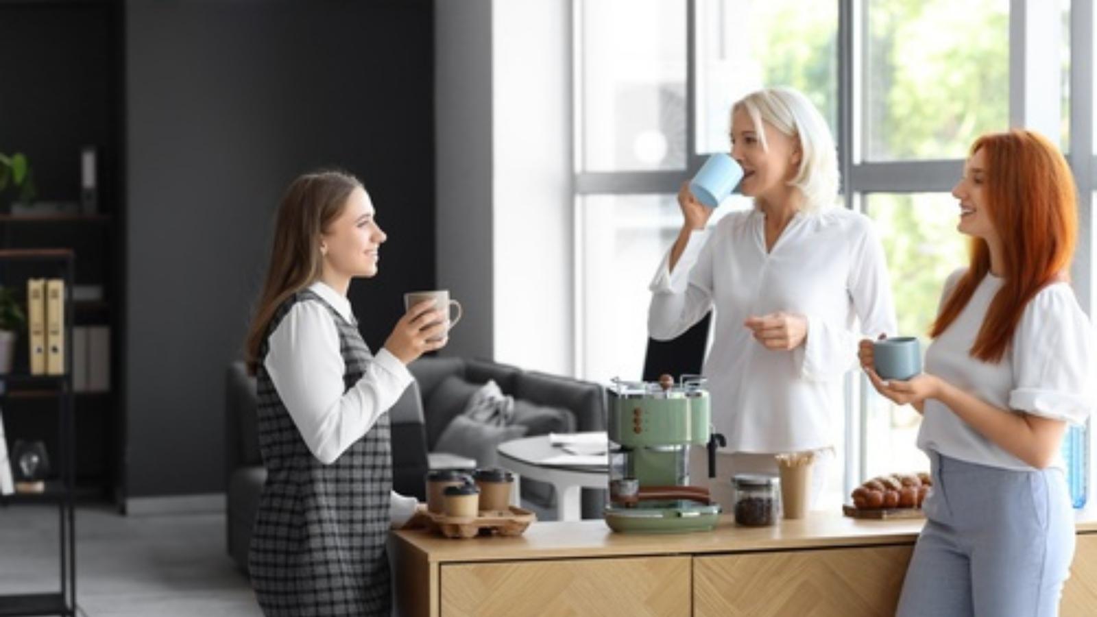 Her HR Manager Is Awful — So She Spends Her Day Doing Small Things She Knows Will Drive Her Crazy — None of Which Can Get Her in Trouble